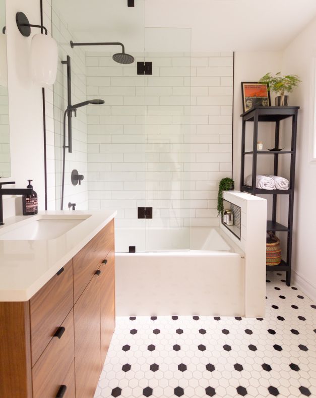 Newmarket Main Bathroom